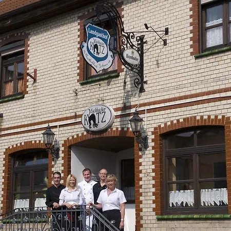 בית הארחה Landgasthof Eschbacher Katz Usingen